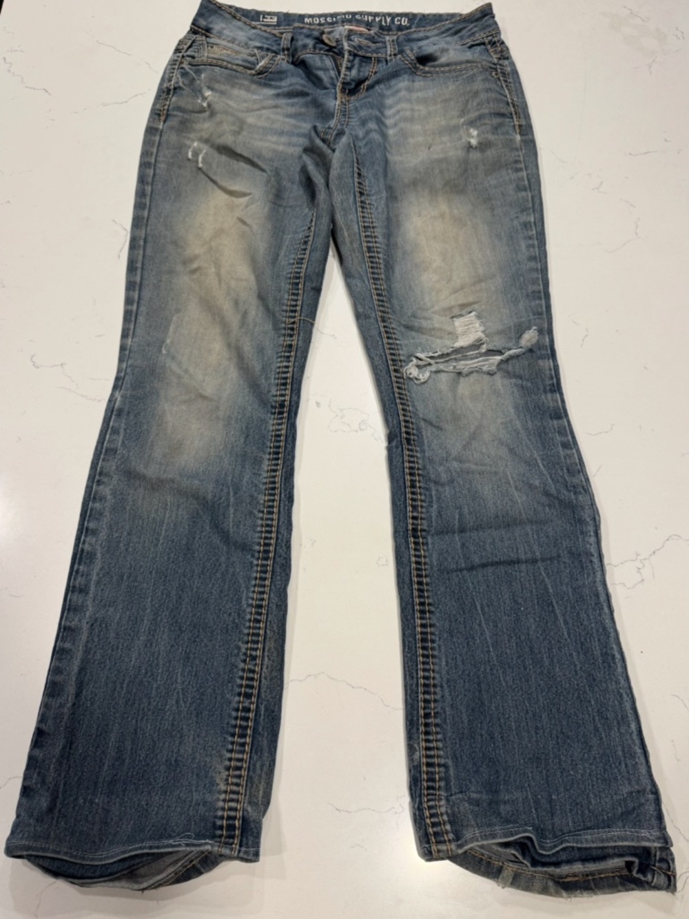 Mossimo Supply Co Y2K Distressed Flare Jeans Women’s 5 Fit 6 Light Wash
